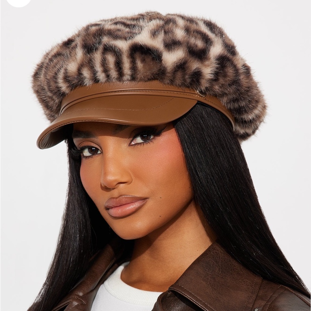Fashion Nova Leopard Print Beret Hat - Brown